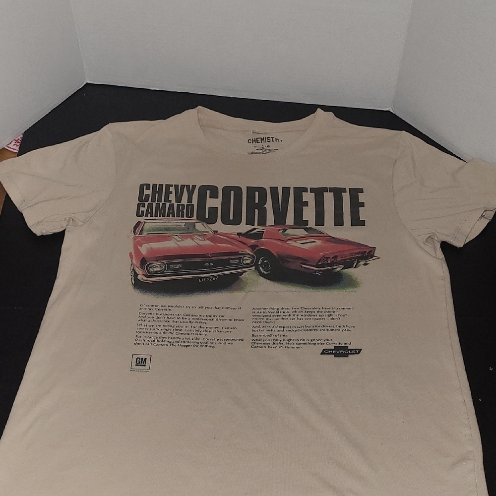 Chemistry Cream Short Sleeve Tee with Corvette & Camerol Graphic